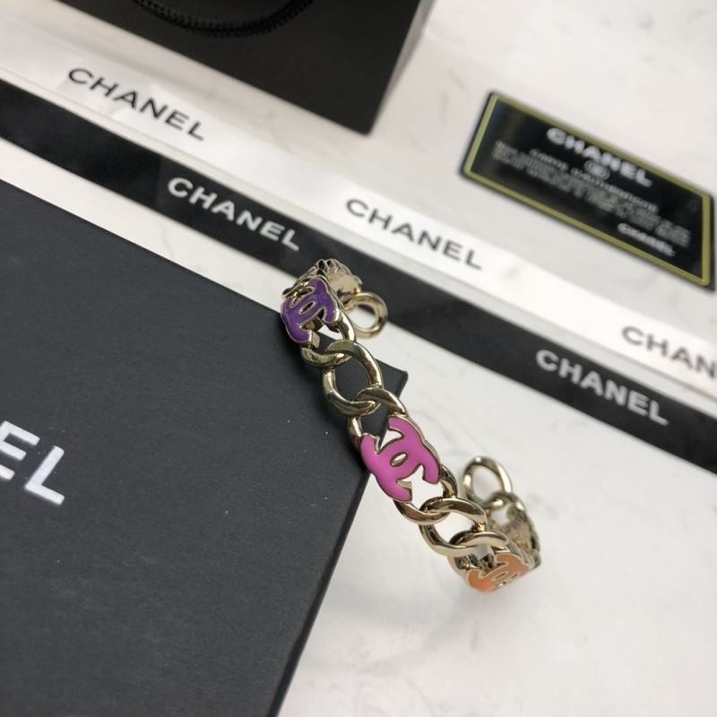 Ch**el bracelets